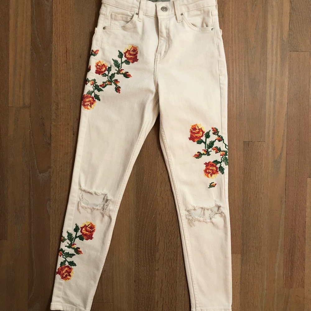 Topshop Moto Jamie White Jeans.